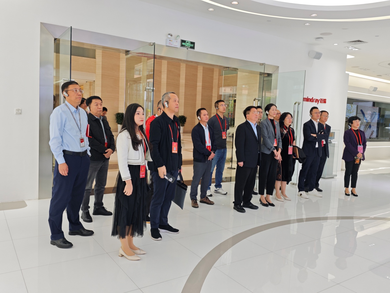 （待确认）为“两会”准备高质量议案建议，深圳省、市、区 代表委员在迈瑞开展调研交流