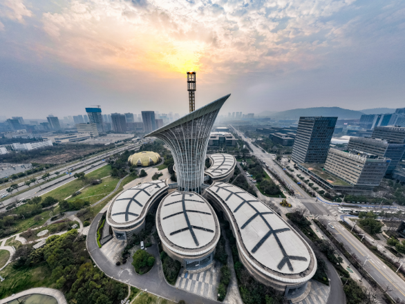 500多件提案只为独树一帜的光谷