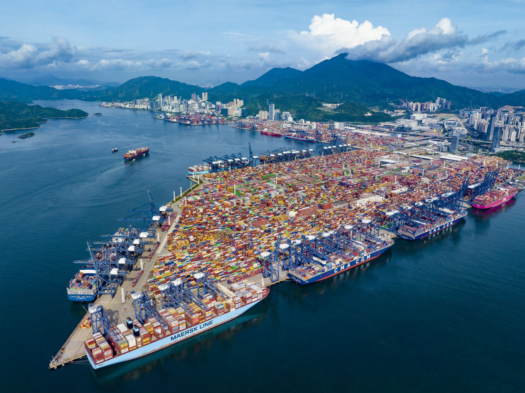 深圳进出口规模首破4万亿元 前11个月同比增长近两成，增速为同期历史新高