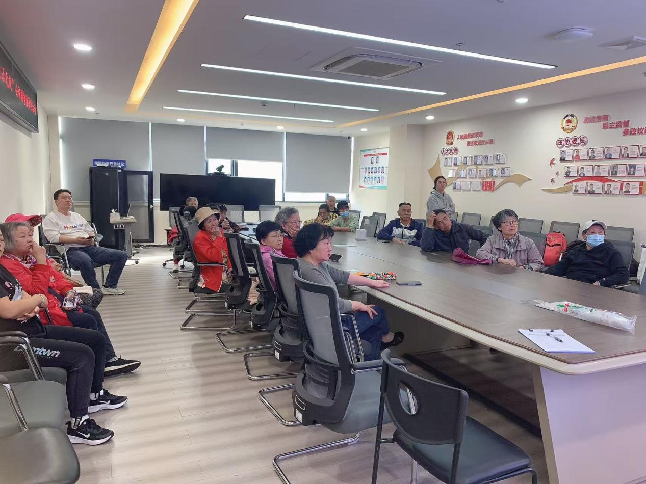 南园街道巴登社区公证服务进社区，为居民生活“保驾护航”