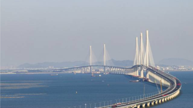 黄茅海跨海通道11日15时正式通车，初期免费通行