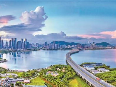 深圳前10月跨境收支总额位居全国第三