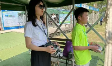 晶报特别报道 | 你还没考驾照，他们已在考“飞照”了！