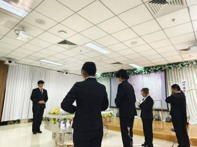 高考601分选择殡葬专业？有人入学后第一次“体验死亡”……