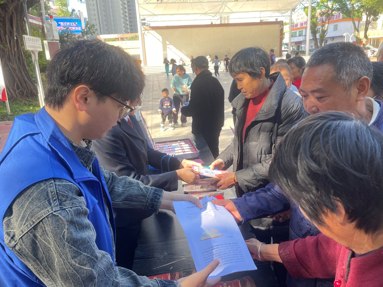 马峦街道开展禁毒普法宣传活动