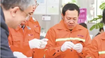 深圳举行关爱困难环卫工人活动，八十余名困难环卫工人各获万元慰问金