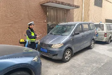 今年5月底至今，中山全市拖移违停“僵尸车”超500辆 | 综合环境大整治