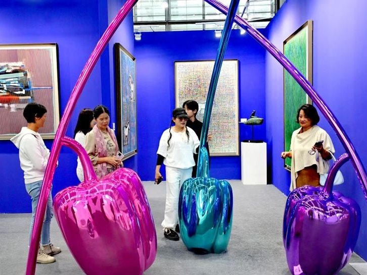 知名艺术家吴小燕携最新作品亮相“艺术深圳”