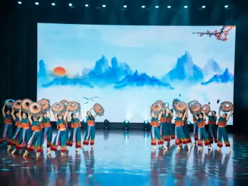 “鹏城七月红”系列文体活动闭幕