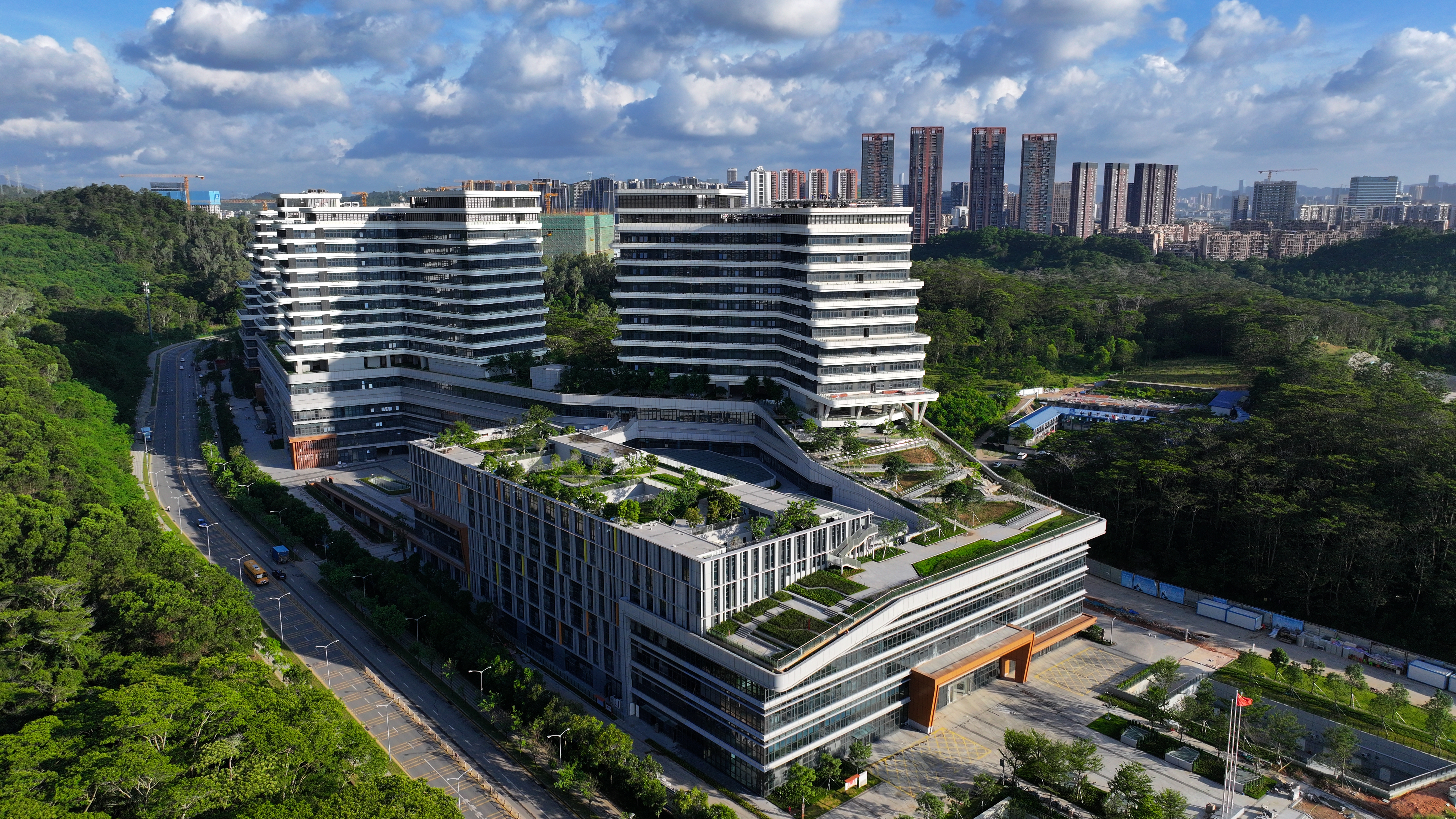 规划床位1500张！深圳市第二人民医院龙华医院正式启用