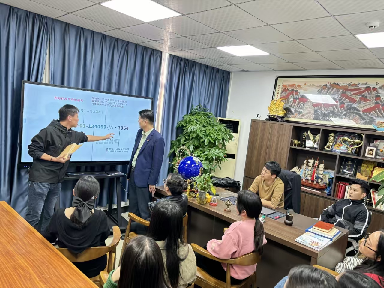 福永开展宣讲活动提升辖区物流企业非法出版物鉴别能力