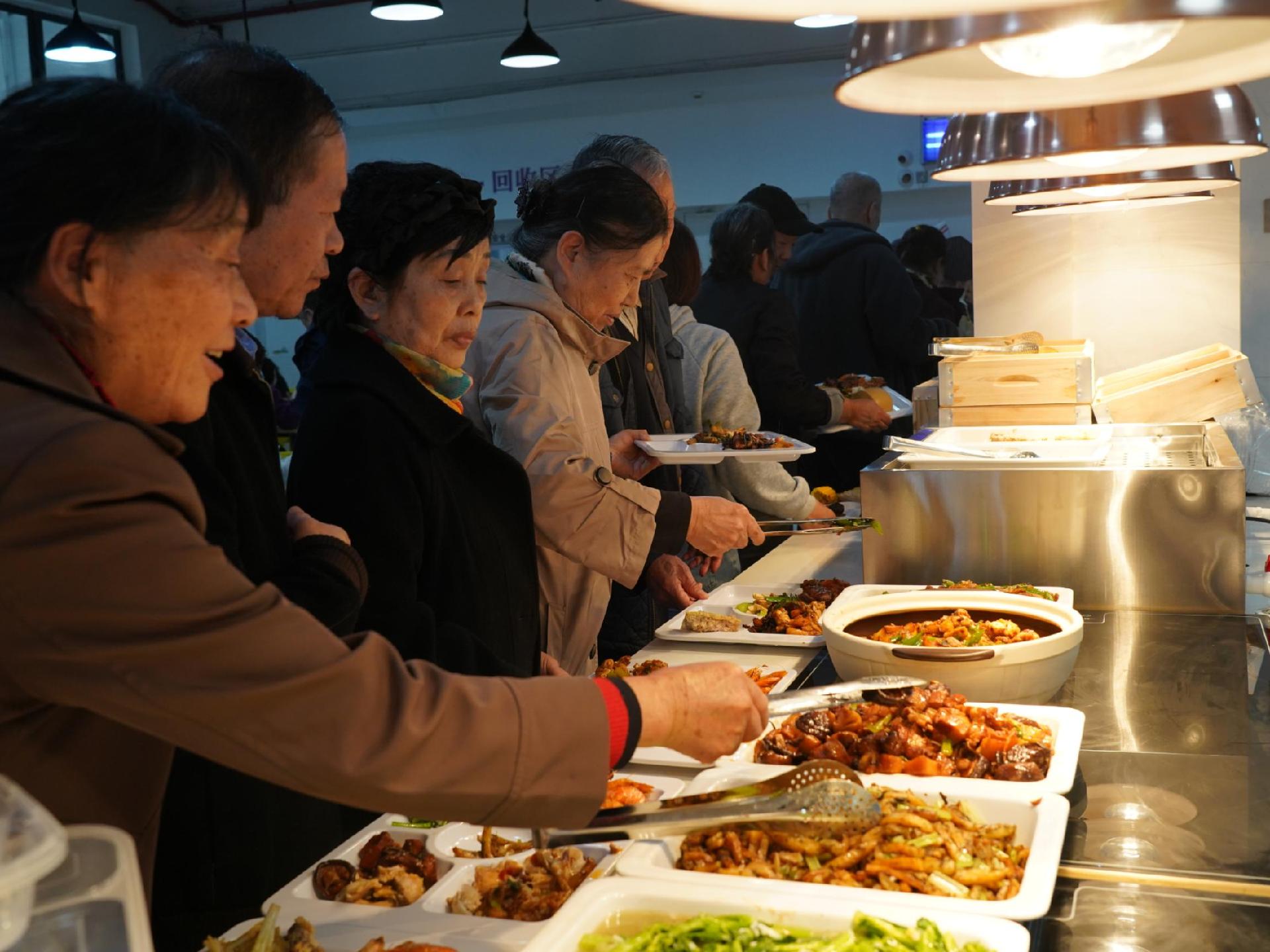 满足条件群体可享助餐补贴！深圳首个保障房社区食堂开业