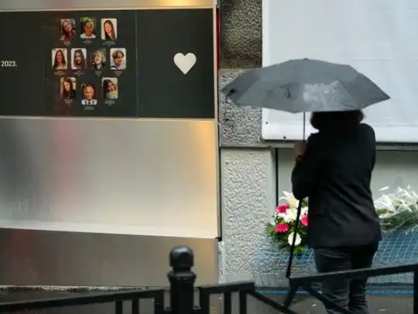 塞尔维亚校园枪击案致多人死伤 少年枪手父母被判刑