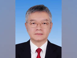 云南省高级人民法院院长张应杰调任澳门中联办副主任，曾长期在汕头工作