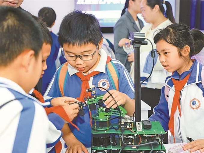 蛇口学校创新实践全新教育生态！“无边界学习”是啥学习方法？