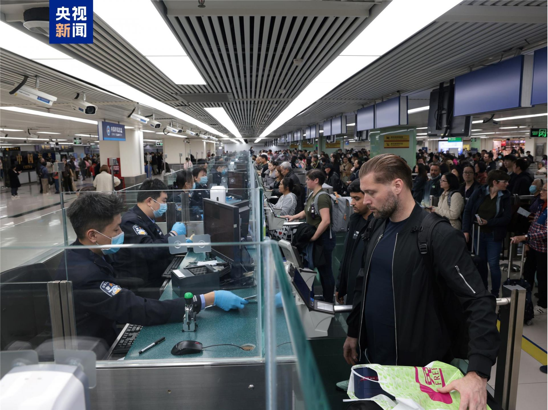 事关跨年夜出行！深圳这2个口岸通关时间延长