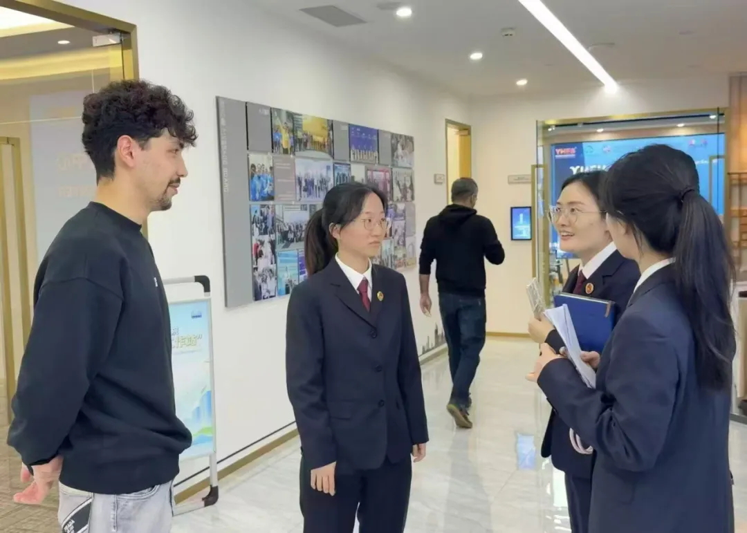 南山检察院走进外企园区，中英双语为外籍员工普法