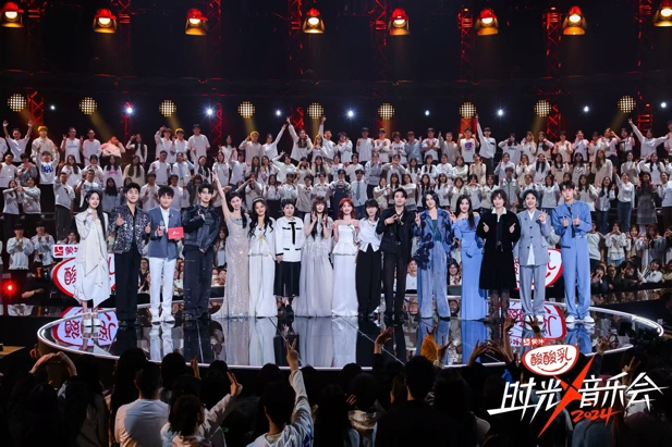 宝藏歌手相约《时光音乐会》 唱响暖心旋律