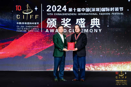 中山沙溪籍设计大师张肇达携力作《夜宴》惊艳亮相深圳国际时装节