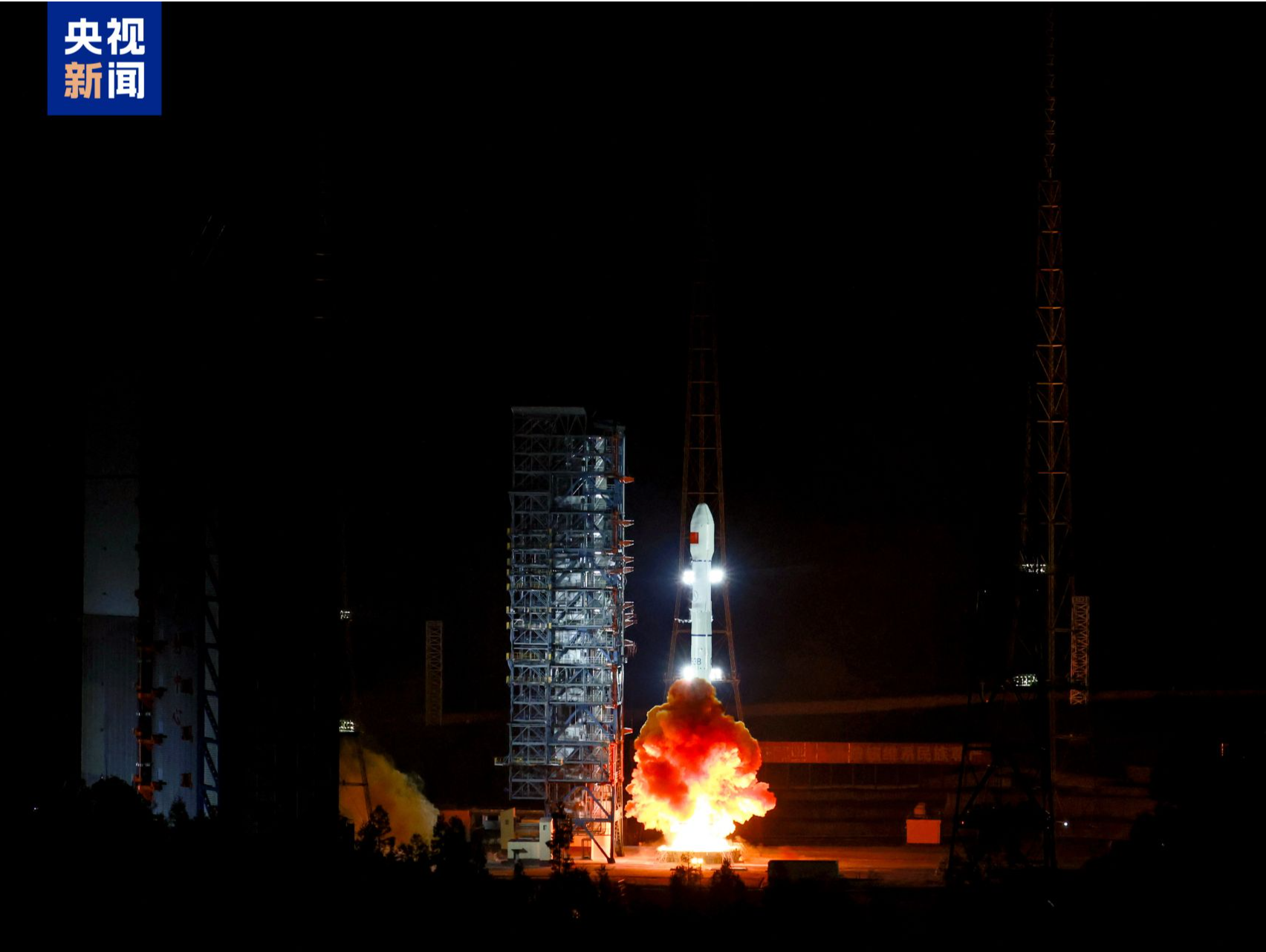 我国成功发射通信技术试验卫星十二号