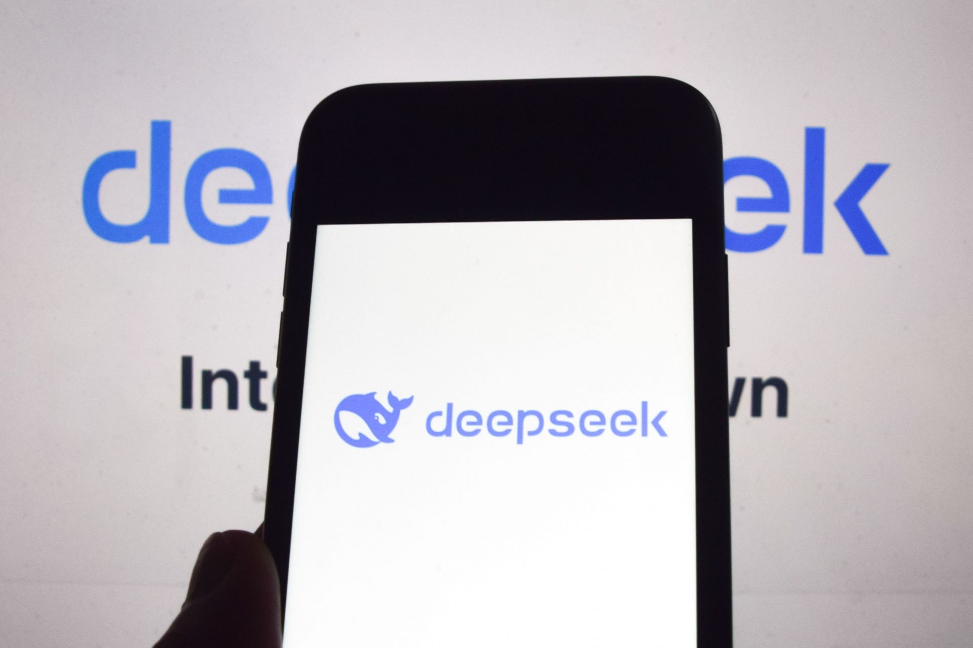 DeepSeek新模型发布