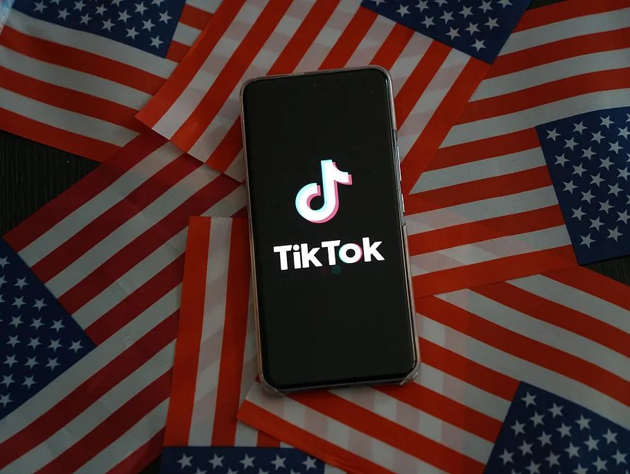 特朗普签令给予TikTok禁令75天宽限期 外交部回应