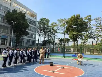 “走近国防”——石岩街道体验式国防教育受好评