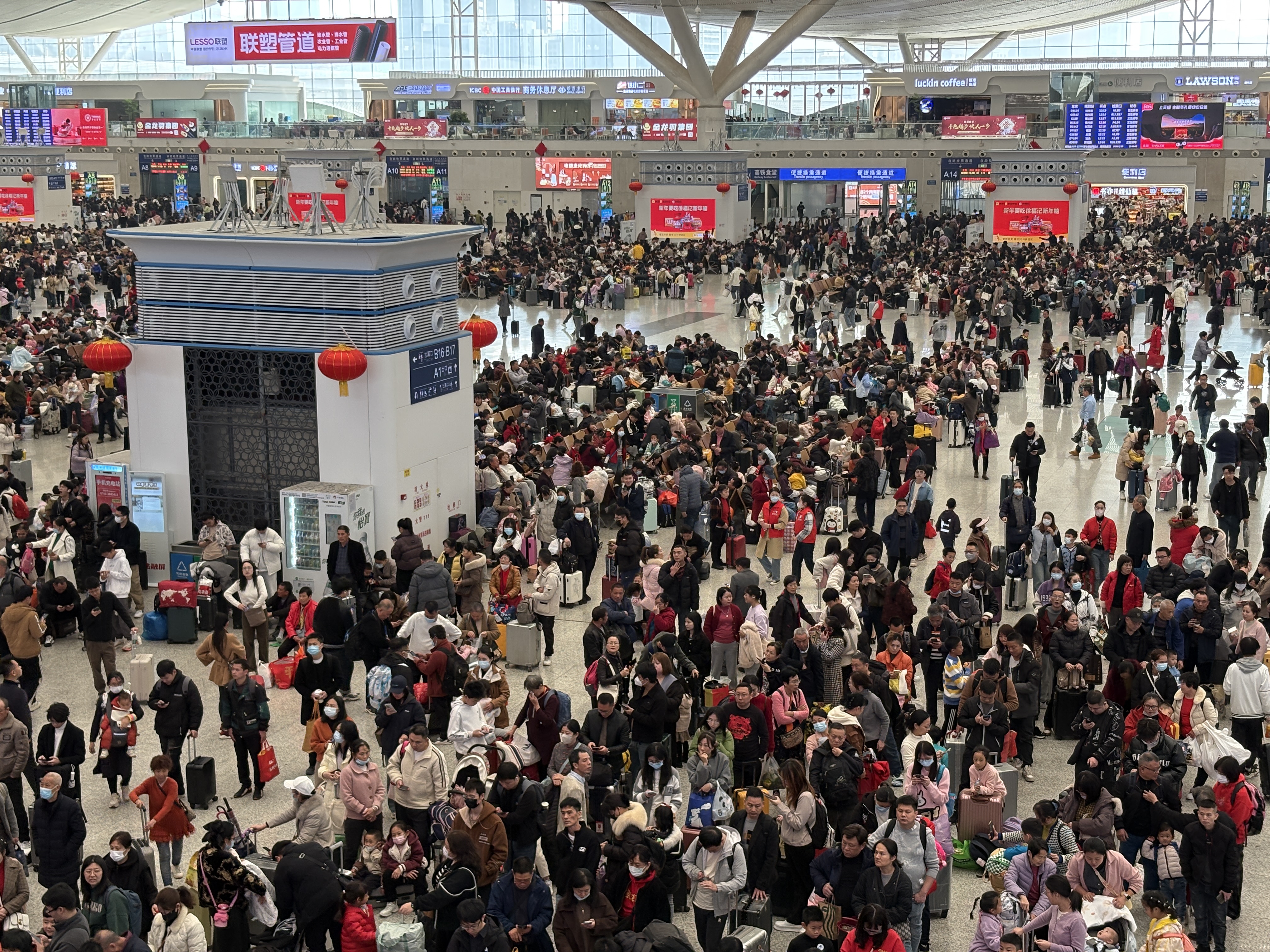 春运前3天,深圳铁路到发旅客超140万人次