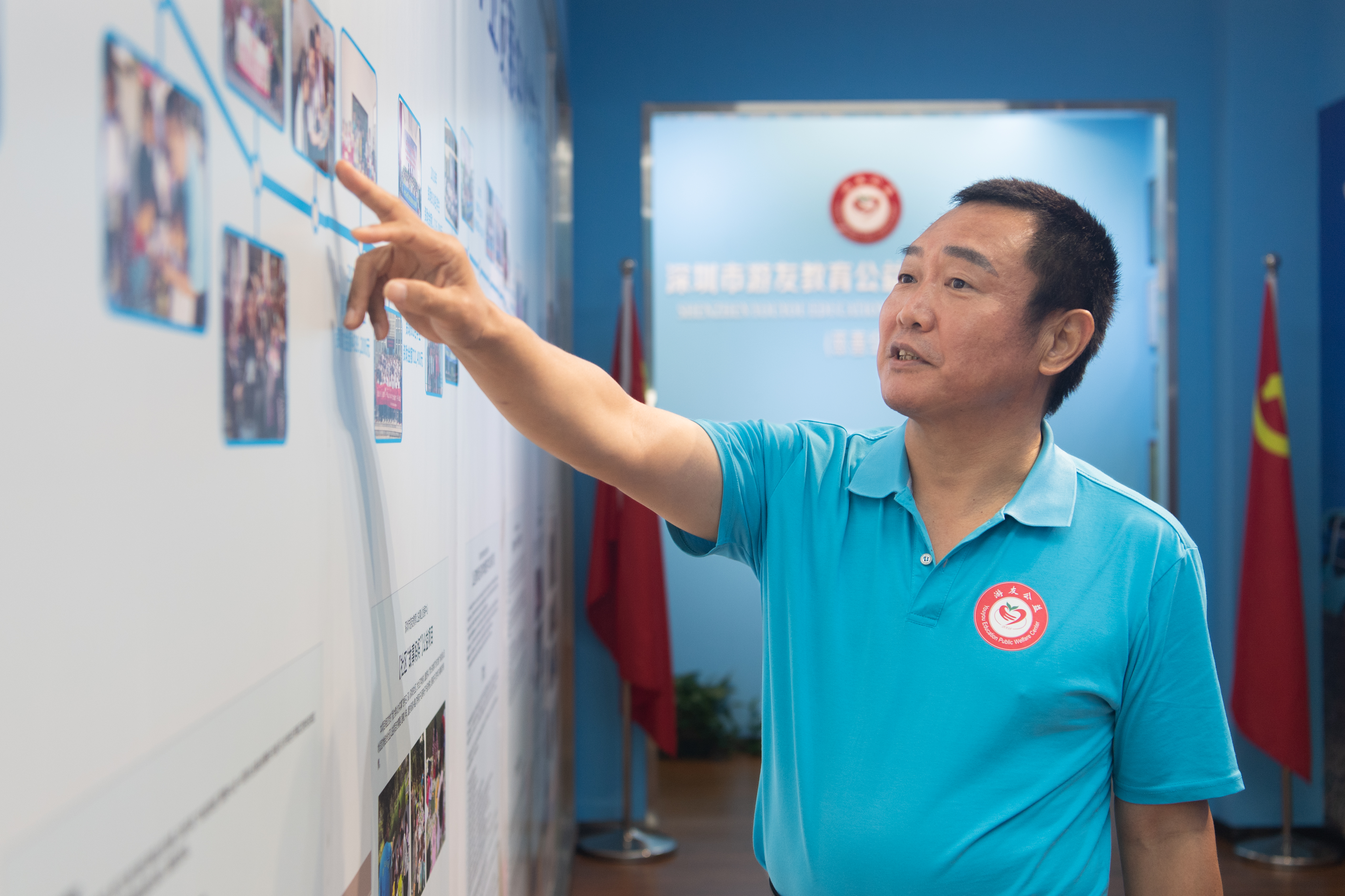 “广东好人”、深圳市游友教育公益事业发展中心创始人周堃：投身公益助学事业17年、帮扶50万余名乡村学生  