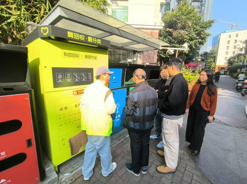 福田区梅林街道开展垃圾分类宣传活动