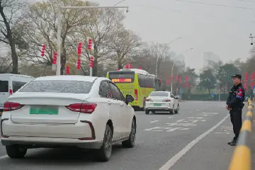 广东春运出程流量高峰将于1月15日开启，这些路段易拥堵→