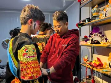 揭阳汇龙英歌队“出圈”！来广东邂逅中国驻美大使谢锋推荐的英歌