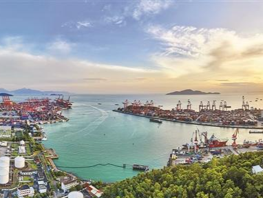 深圳港去年吞吐量3338万标箱