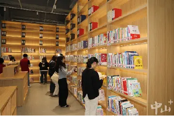 “意见中肯，已经落实！”这位读者的“来信”，中山纪念图书馆回复了！