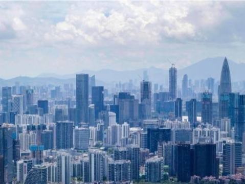 深圳经济挑大梁：跃过4个“万亿”，拿下3座“首城”