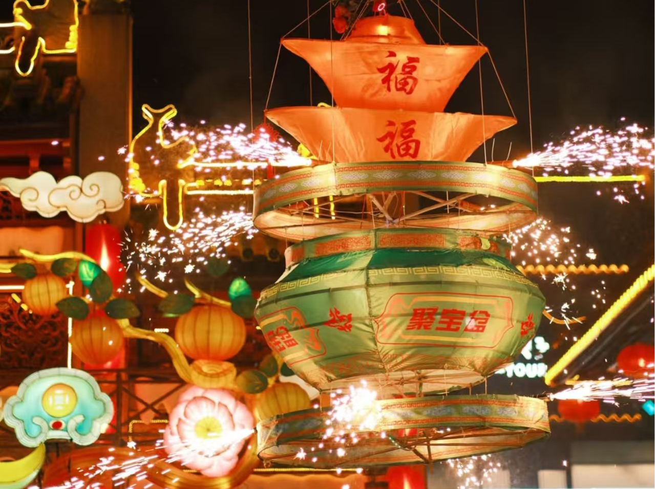 “看花灯像拆盲盒”？别眨眼！深圳这些灯会也藏着不少惊喜🏮