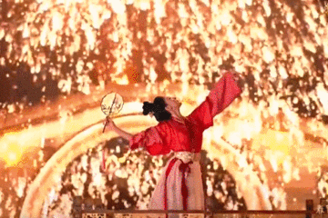 一次看个够！蛇年春晚里的中式美学，哪些惊艳了你？