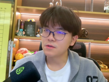 柯洁还原判罚现场，哽咽回应：柯洁永不妥协！