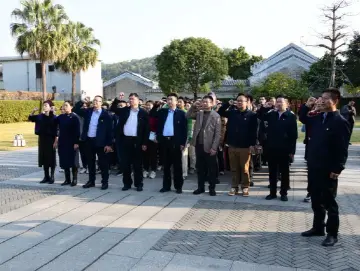 深圳宝安卫健系统党员“行走的党课”在中山举行