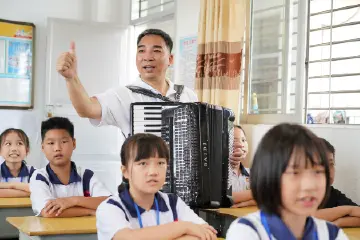 中山榜样（177）｜“广东好人”周虎：支教传递大爱 音乐浸润童心