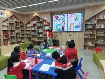 清风廉韵 画廉正心 松岗街道花果山社区纪检开展青少年道德故事绘画活动