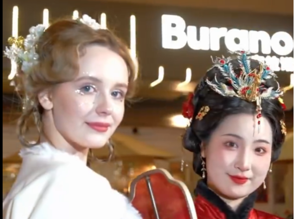 咱“洋朋友”也有“过年三件套”了！China Travel的含金量还在上升