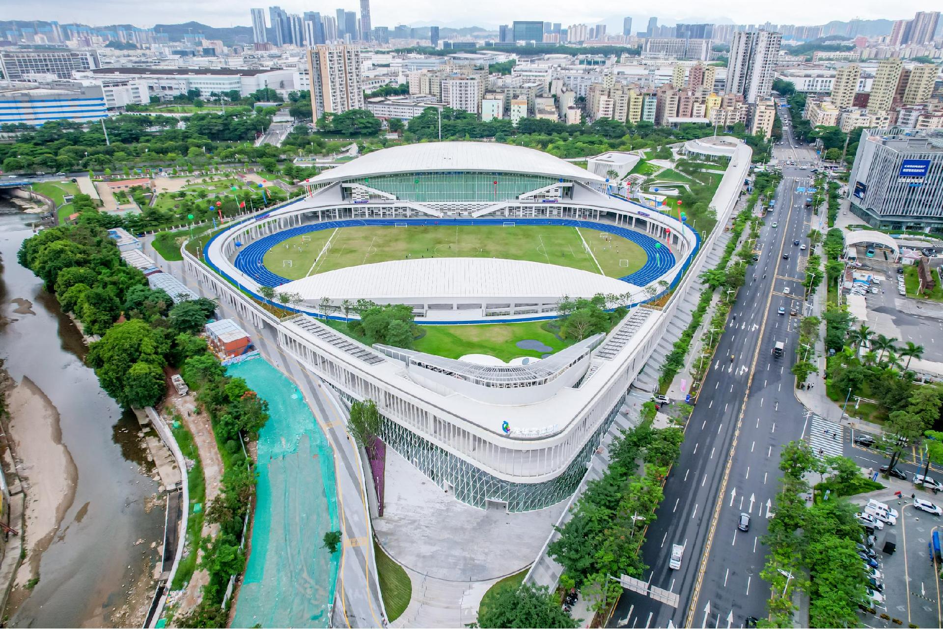 全力备战十五运会，龙华文体中心场馆改造首批通过市执委会初步验收