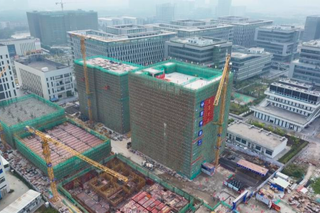 深中通道通车半年，中山翠亨新区签约落地项目超20个