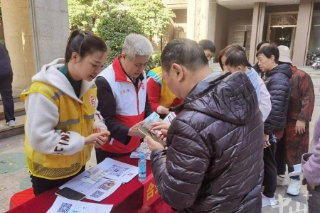 坦洲镇合安社区：志愿服务可积分换物，居民参与社区建设更积极丨“百千万工程”暖心篇
