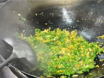种类更丰、菜品更鲜！广铁上新“一份家常饭”供给