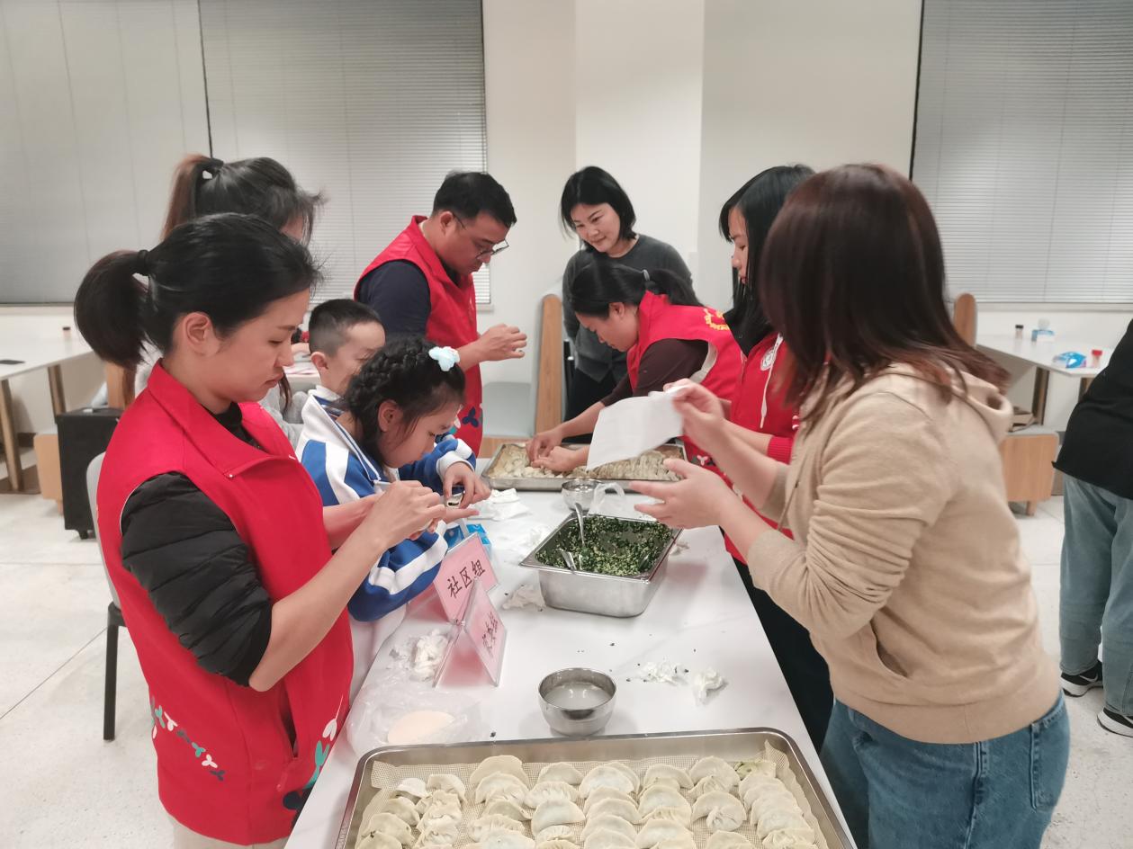 木棉岭社区举办社校共建2025元旦晚会