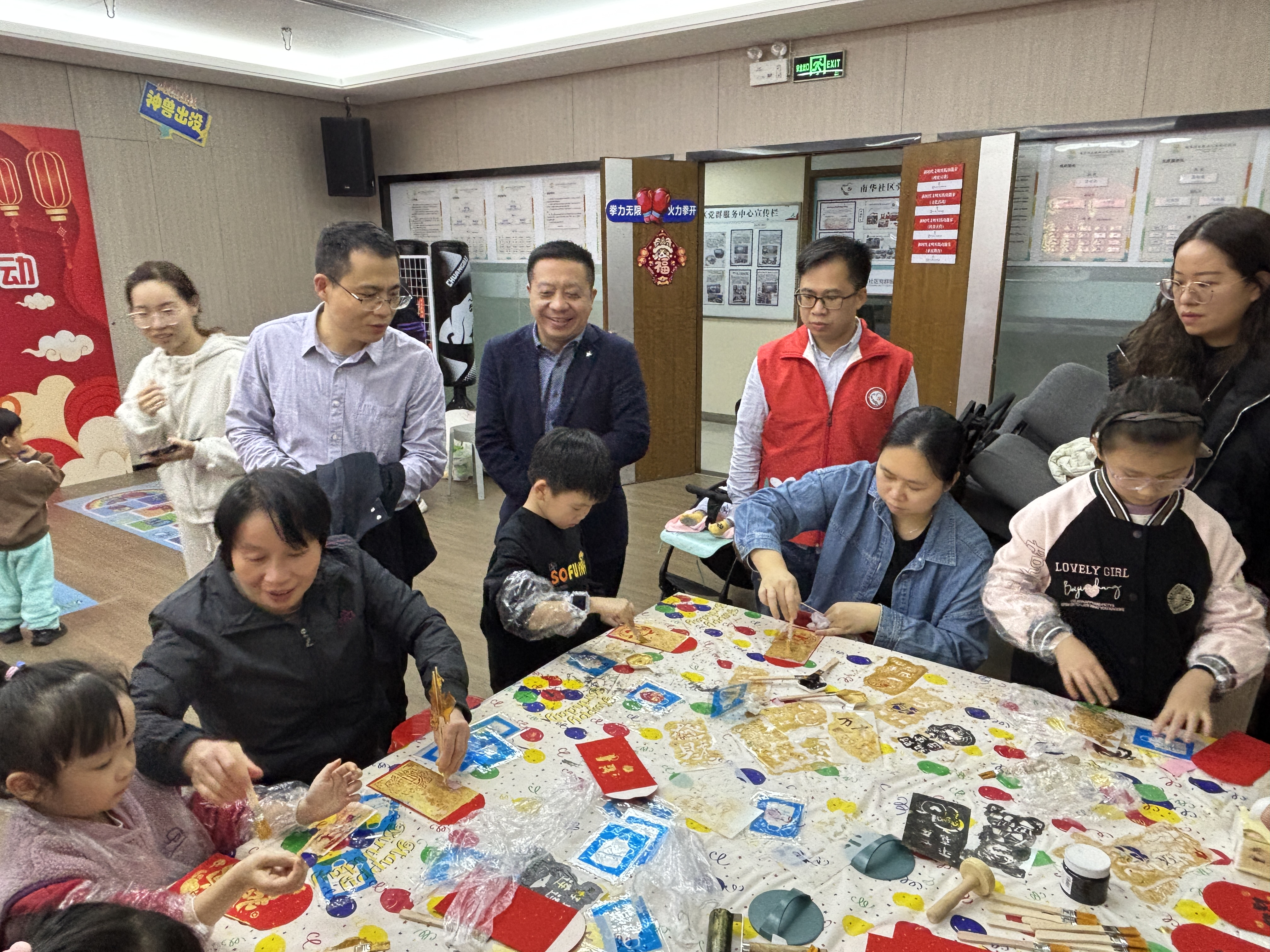 南园街道赤尾社区春节活动精彩纷呈