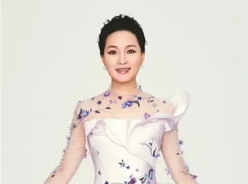《时间的诗意》今晚亮相鹏城！著名歌唱家雷佳带来跨界融合诗词作品音乐会