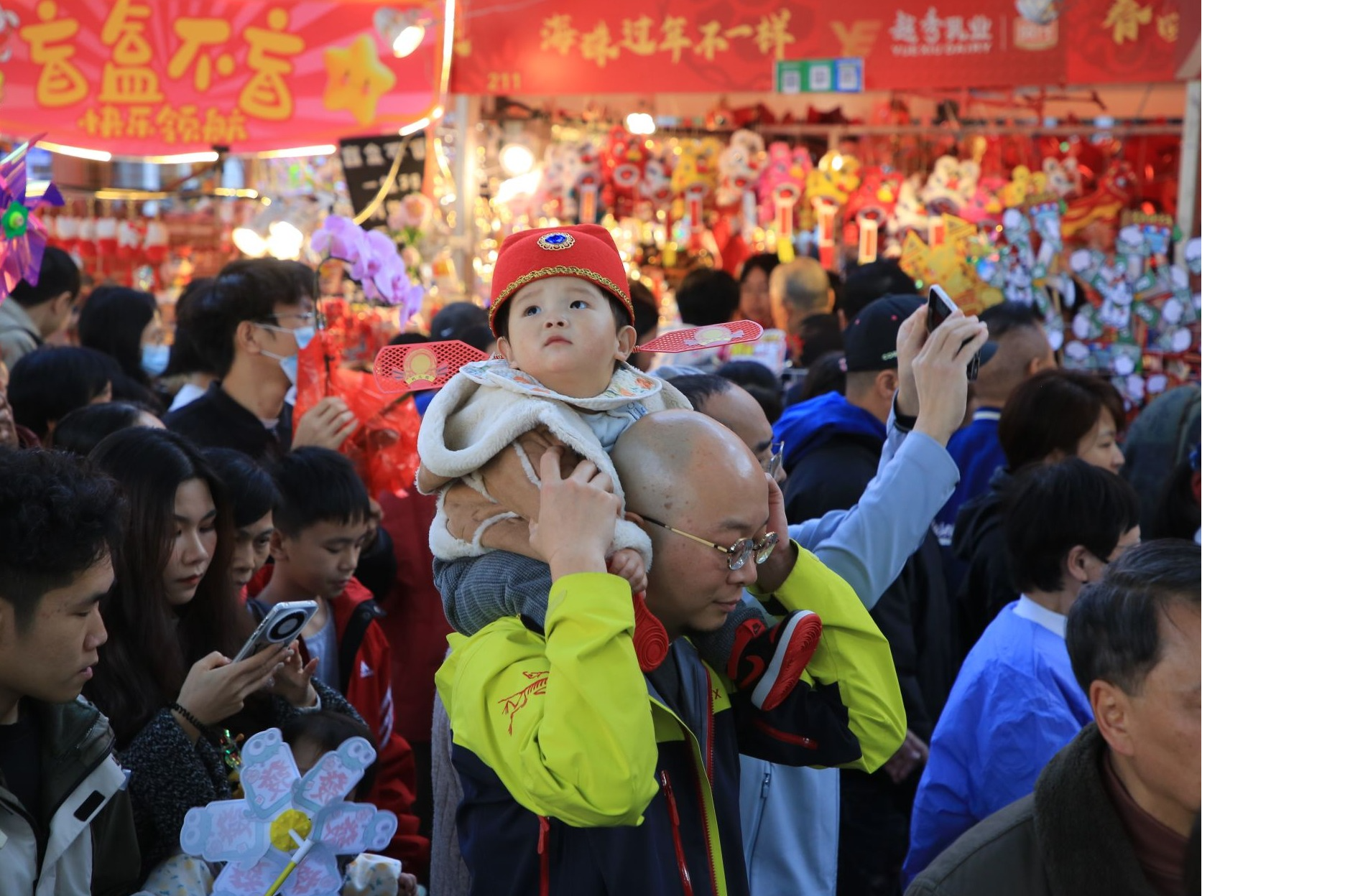 大年初二，广东4A级及以上景区接待游客370.1万人次